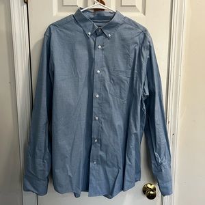 George’s Classic Fit Button Down Shirt Men’s Size Large Light Blue.